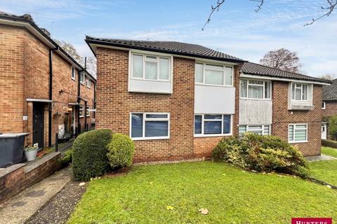 Vernon Crescent, Barnet