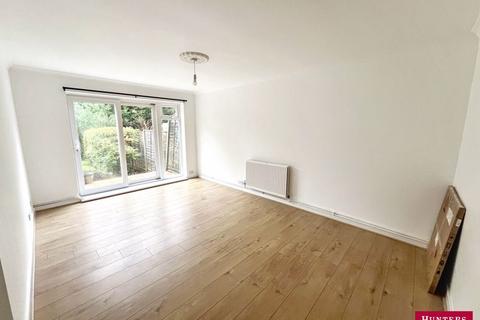 2 bedroom apartment to rent, Vernon Crescent, Barnet