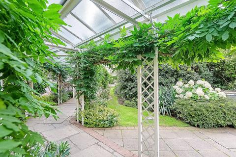 2 bedroom flat to rent, Elystan Street, Chelsea, London, SW3