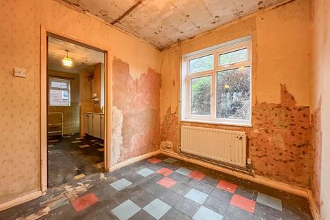 3 bedroom semi-detached house for sale, Cavendish Road, Wolverhampton