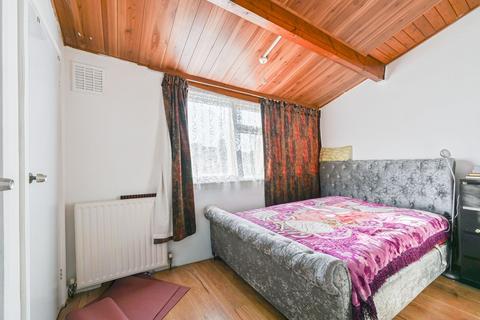 Mount Ephraim Lane, Streatham, London, SW16