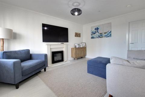 3 bedroom link detached house for sale, Harrison Place, Brough HU15