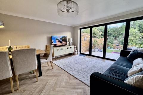 2 bedroom terraced house for sale, Western Drive, Wooburn Green HP10