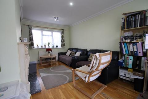 undefined, Kempton Avenue, Northolt