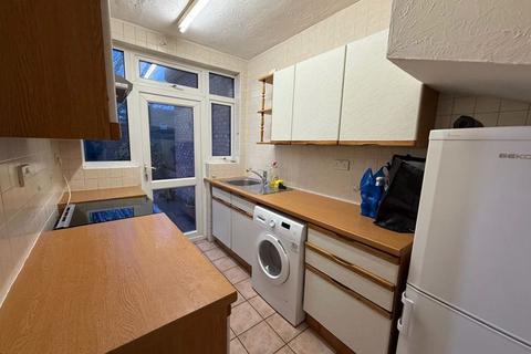 undefined, Morley Avenue, London
