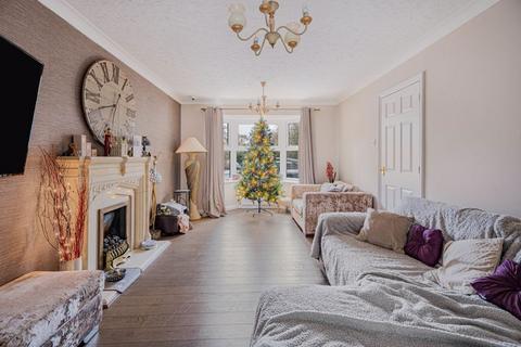 6 bedroom detached house for sale, Blakeney Court, Tattenhoe, Milton Keynes