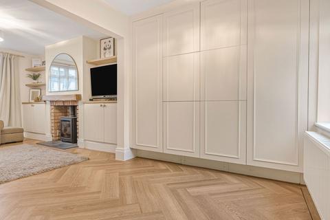 3 bedroom end of terrace house for sale, Shakespeare Road, Solihull B90