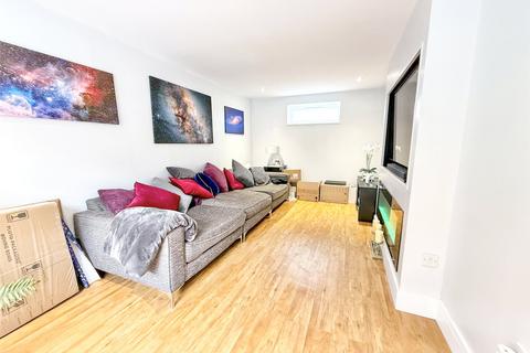 3 bedroom house for sale, The Stable Yard, Withington M20