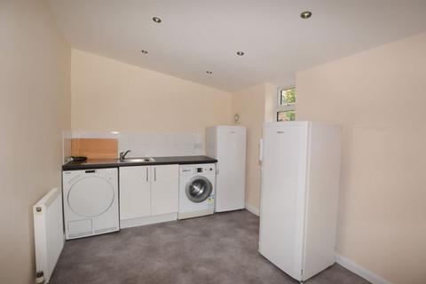 4 bedroom semi-detached house to rent, Frobisher Close, Pinner