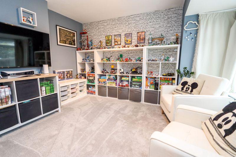 Snug Room/Potential