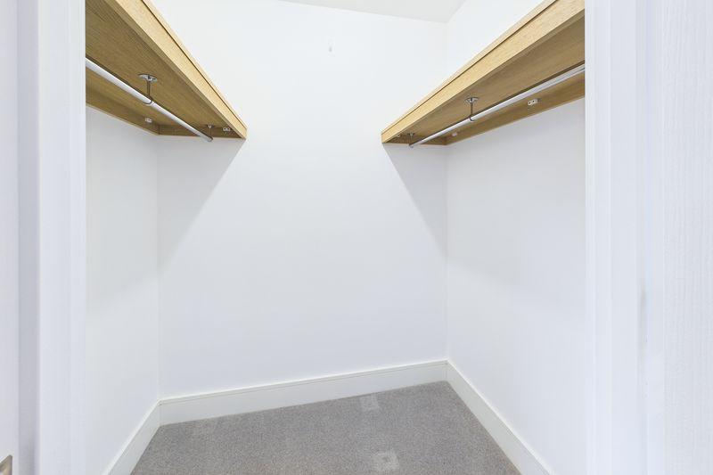 Wardrobe bedroom 1