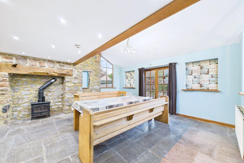 Breakfast room
