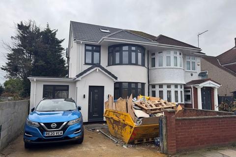 5 bedroom semi-detached house to rent, Langley Crescent, Harlington, Hayes