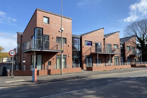 762 High Street, Kingswinford DY6