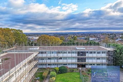 undefined, St. Winifreds Close, Chigwell IG7