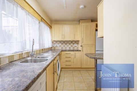 undefined, St. Winifreds Close, Chigwell IG7