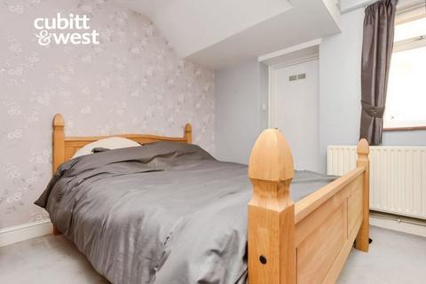 undefined, Grovehill Road Redhill RH1