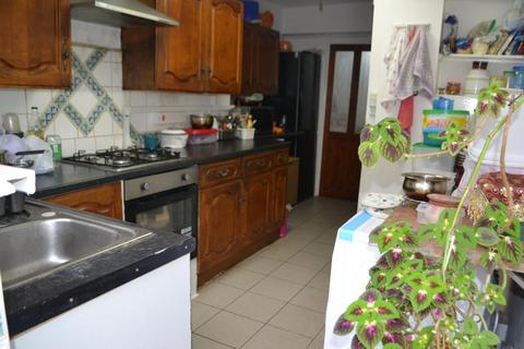 undefined, Heaton Road, Mitcham, London, CR4 2BU