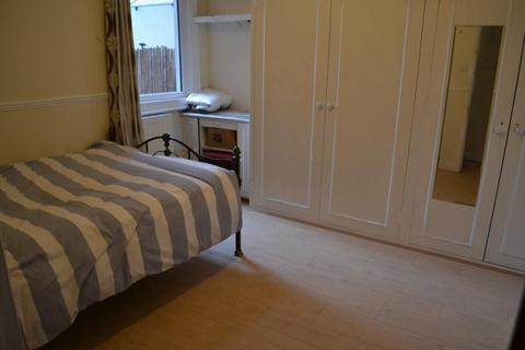 undefined, Heaton Road, Mitcham, London, CR4 2BU