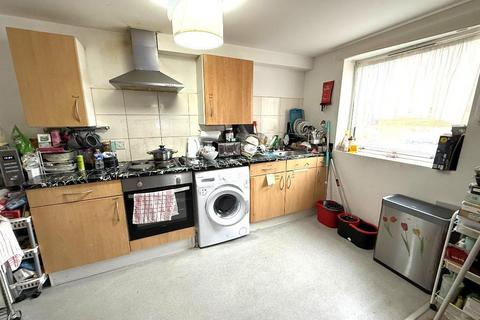 undefined, Biscot, Luton LU3