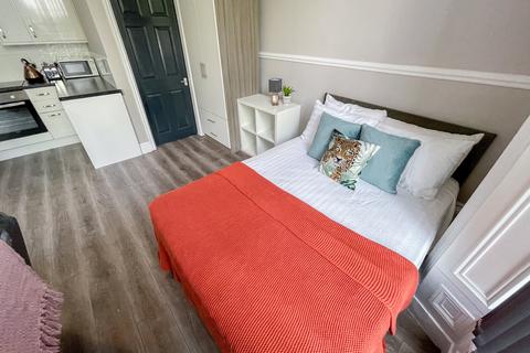 undefined, Upper Parliament Street, L8 7LG,