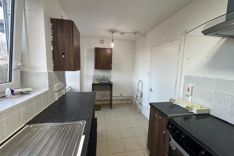 undefined, Springfield, London E5