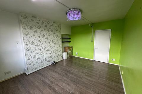 2 bedroom flat to rent, Springfield, London E5