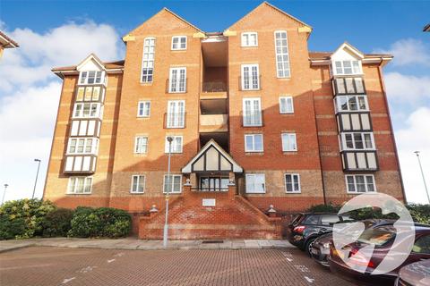 2 bedroom flat for sale, Chandlers Drive, Erith, DA8