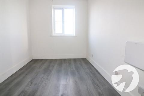2 bedroom flat for sale, Chandlers Drive, Erith, DA8