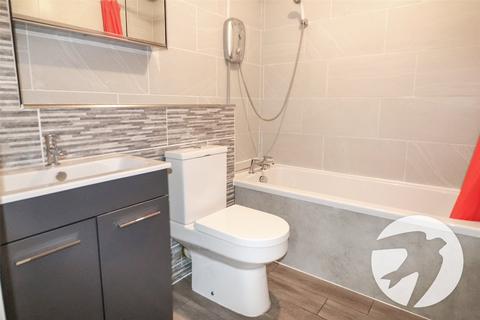 2 bedroom flat for sale, Chandlers Drive, Erith, DA8