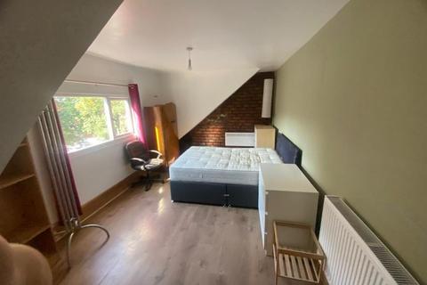 5 bedroom house to rent, 320A Wilmslow Road Fallowfield, Manchester M14