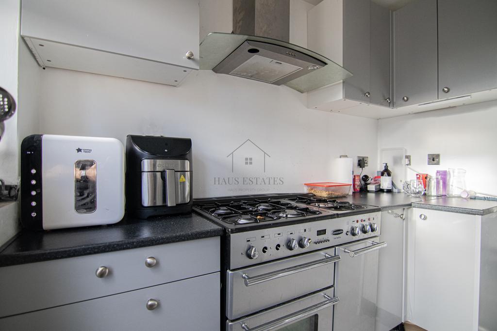Kitchen 4