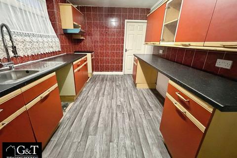 3 bedroom terraced house to rent, Park Road, Netherton, Dudley
