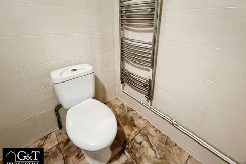 3 bedroom terraced house to rent, Park Road, Netherton, Dudley