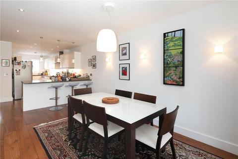 undefined, Leeward Gardens, Wimbledon, SW19