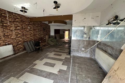 Retail property (high street) to rent, 192 Streatham Vale London SW16 5TB