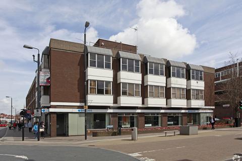 Office to rent, 229-231 High St Orpington BR6 0NZ