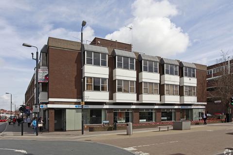 Office to rent, 229-231 High St Orpington BR6 0NZ