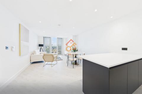 2 bedroom flat to rent, Vista River Gardens, Water Street, Manchester M3