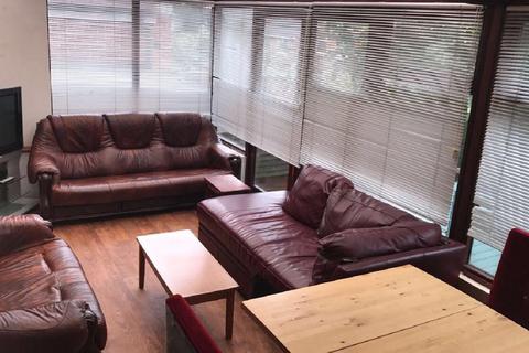 5 bedroom house to rent, Nottingham NG7