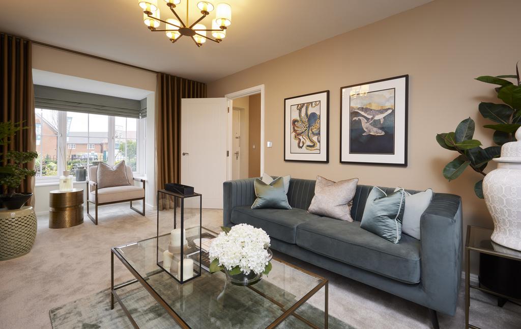 Radclyffe Green-WINSTER-LVR-003