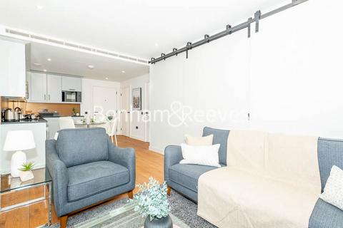undefined, London Dock, Ariel House E1W