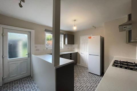 3 bedroom terraced house to rent, Telford Road, Crewe Toll EH4