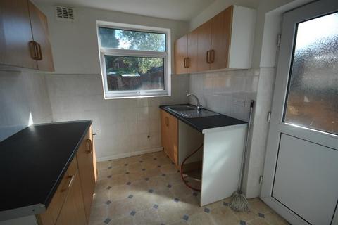 2 bedroom terraced house to rent, Chapel Road, Grassmoor, Chesterfield, S42 5EL
