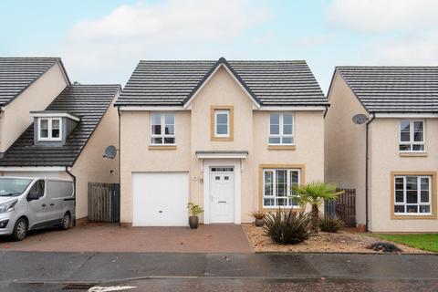 Lang Gardens, Bathgate, West Lothian, EH48 2JW
