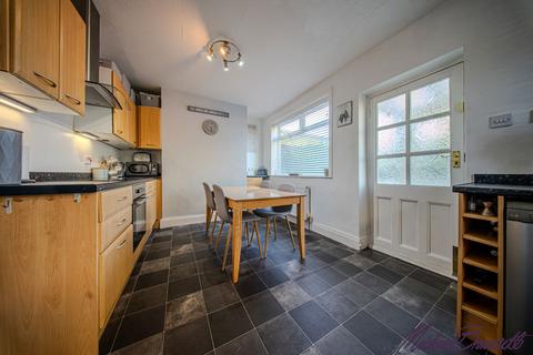3 bedroom semi-detached house for sale, Farfield Grove, Bradford BD6