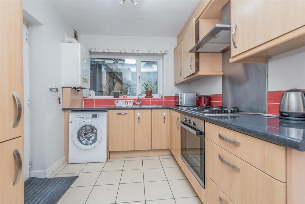 Fitted Kitchen: