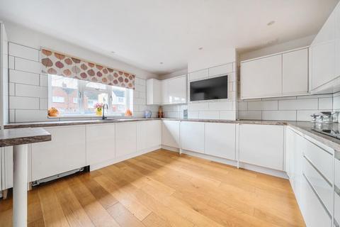 3 bedroom semi-detached house for sale, Banbury,  Oxfordshire,  OX16