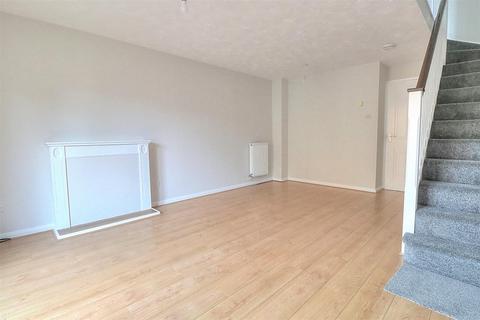 2 bedroom terraced house to rent, Colton Copse, Chandler's Ford, Eastleigh