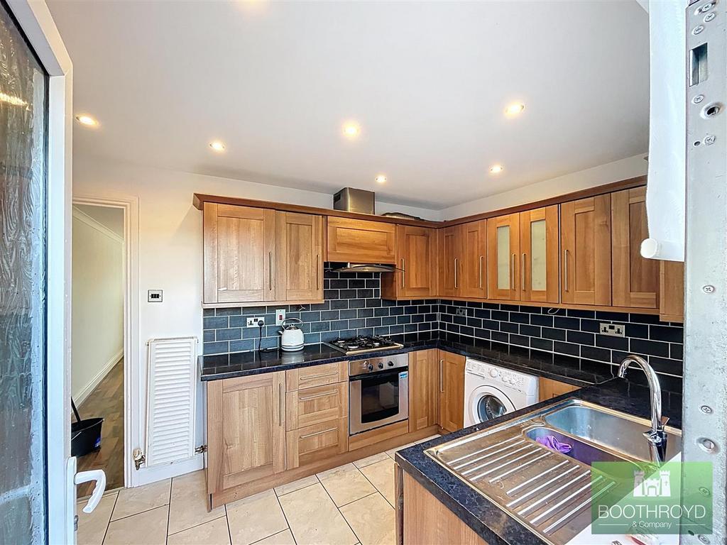 Fitted Kitchen